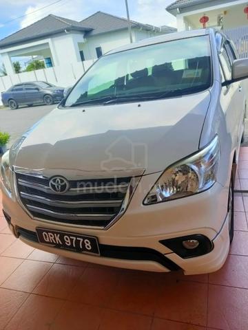2016 Toyota INNOVA 2.0 G (Auto) - 1