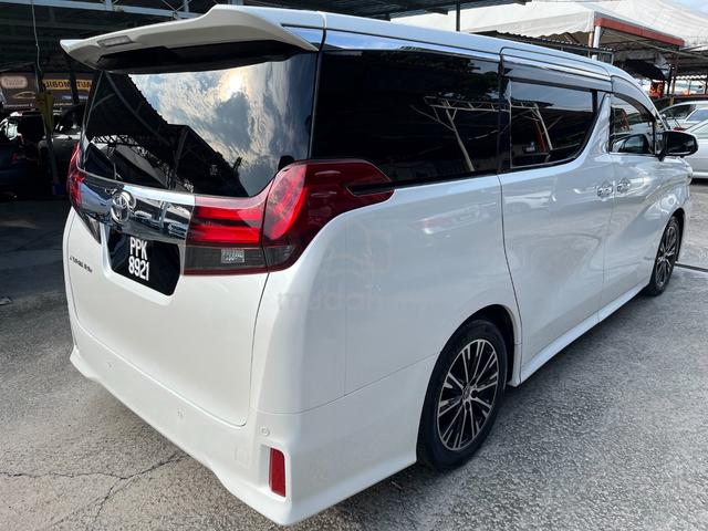 2017 Toyota Vellfire 2.5 (A) - 4