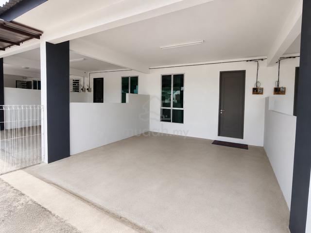 Double Storey Like New @ Seri Iskandar 1
