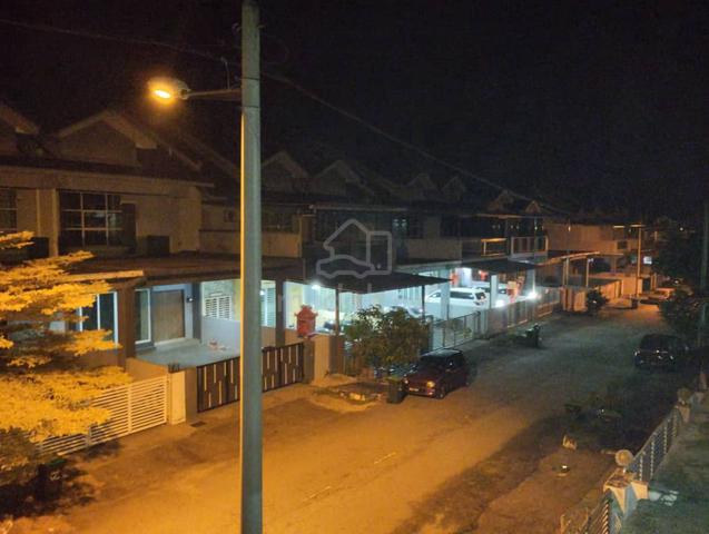 owner used house for holidays purpose,stayed at Penang  1