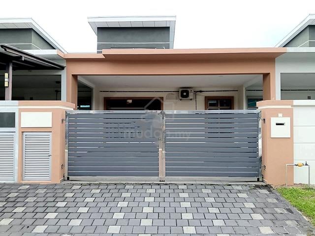 Single Storey Terrrace House For Rent ,Taman Setia Mutiara,Kluang 1