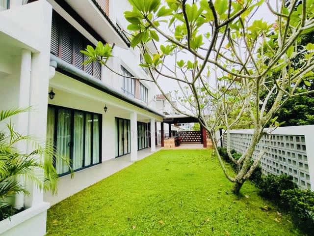 3 Storey Corner 7 Bedroom IVY TERRACE Denai Alam Shah Alam Near Elmina 3