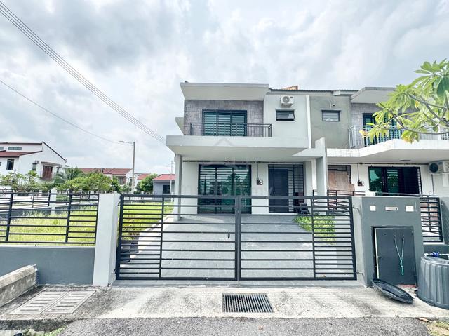 ((FACING OPEN)) CORNER LOT Double Storey Saujana KLIA, Sepang 1