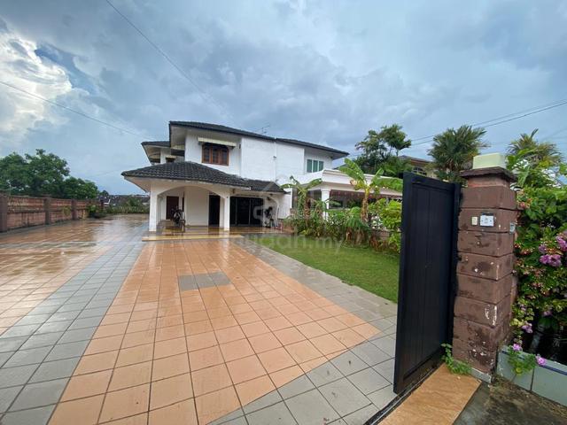 Semi D House Taman Titiwangsa Kluang Corner Lot Hill View 1