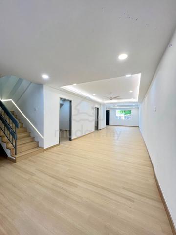 bukit kempas double storey house for sales 1