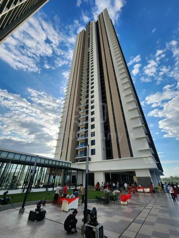 Jesselton Twin Towers 1