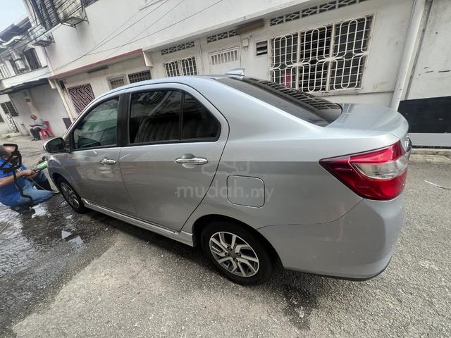 2017 Perodua BEZZA 1.3 ADVANCE (A) - 2