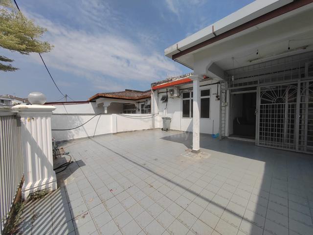 Seremban Jaya Extra large Single storey terrace 1
