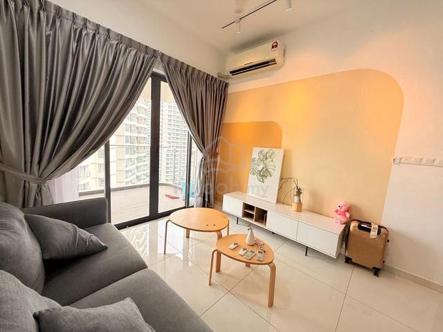 Bay Laurel @ Country Garden Danga Bay 1
