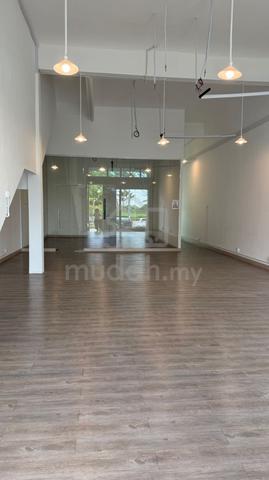 Putra Height Triple Storey Shop Lot FREEHOLD 1
