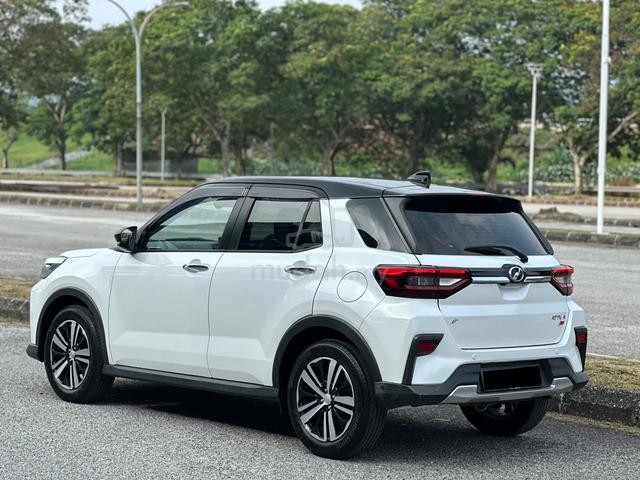 2023 Perodua ATIVA 1.0 AV / FULL SERVICE RECORD / - 2