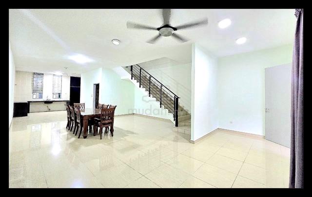 LOW DEPOSITš„ CANTIK 3 Storey Bangi Avenue 3 1