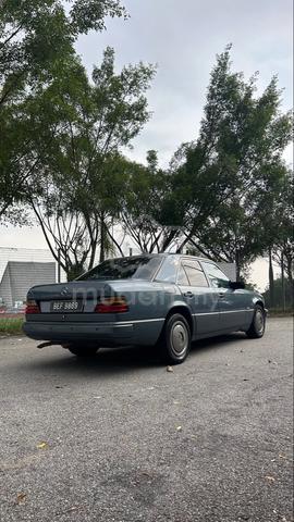 1995 Mercedes Benz 230E 2.3 W124 (A) - 4
