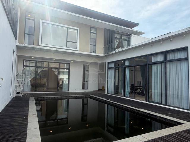For Sale Double Storey bungalow house East Ledang, Noble Park Iskandar 1