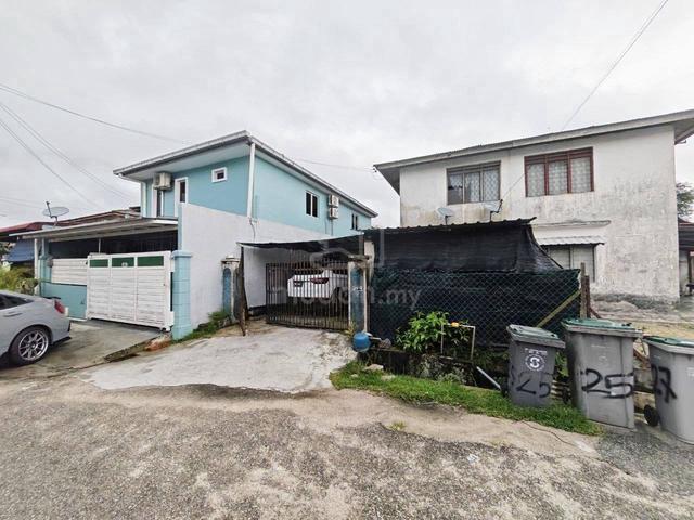 Non Bumi Taman Johor Jaya, Johor Bahru Cluster House Low Cost 1