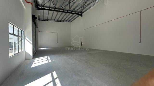 Corner, Cluster Factory @ Frontier Industrial Park, Desa Cemerlang 1