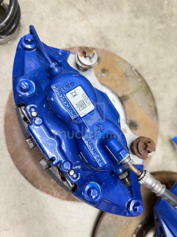BMW g30 ori M-sport 4pot caliper & rotor - photo 3 of 4