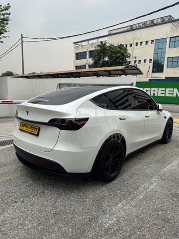 Tesla Model Y RWD 2023 With Warranty - 4