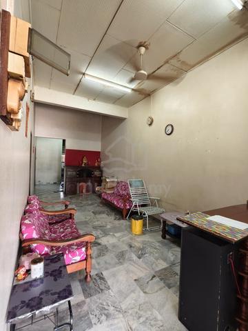 Full Loan Taman Serom, Sungai Mati, Tangkak, Single Storey Terrace 1