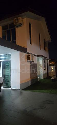 Mutiara Rini/ Jalan Bestari/ DOUBLE STOREY SEMI-DETACHED HOUSE 1