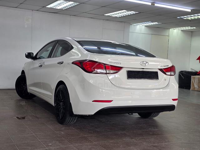 2015 Hyundai ELANTRA 1.8 PREMIUM (A) - 3
