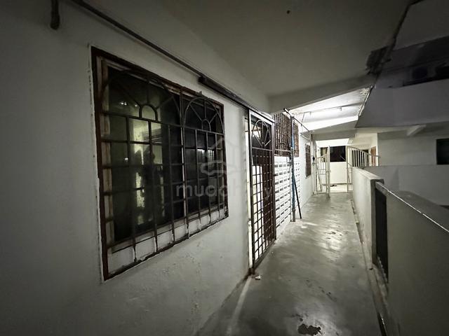 Putra Ria Apartment 1
