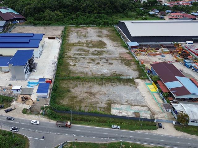 Labuan Roadside Industrial Land For Rent 3
