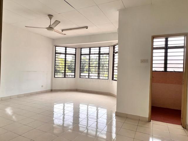 Bandar Botanic Klang 22x75 Double Storey House Nice Condition For Sale 1
