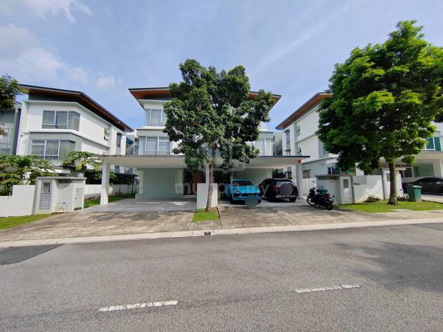 [Facing Open] Semi D 3 Storey Parkfield Residence, Tropicana Height 1
