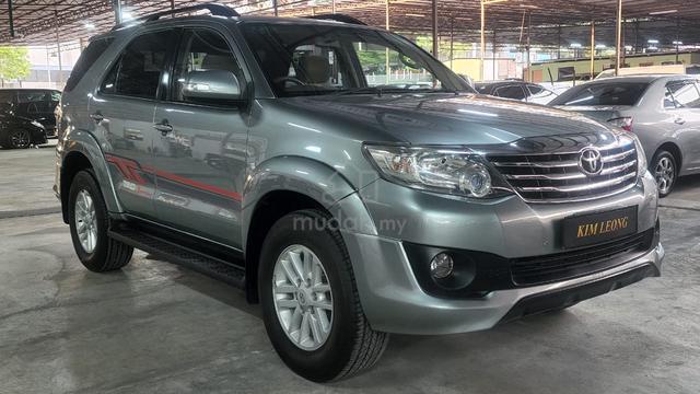 2012 Toyota FORTUNER 2.5 DIESEL TRD SPORTIVO (A) - 2