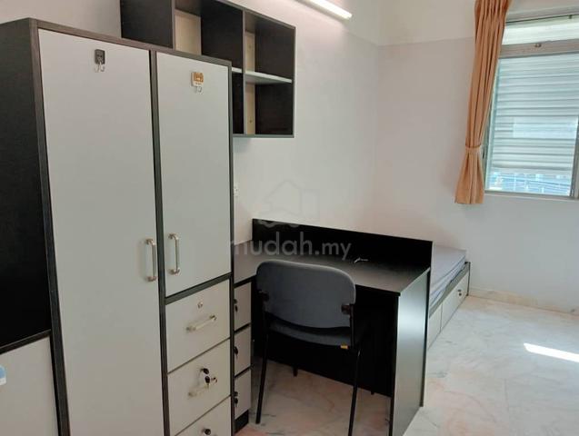 East Tin Campus Suites 5