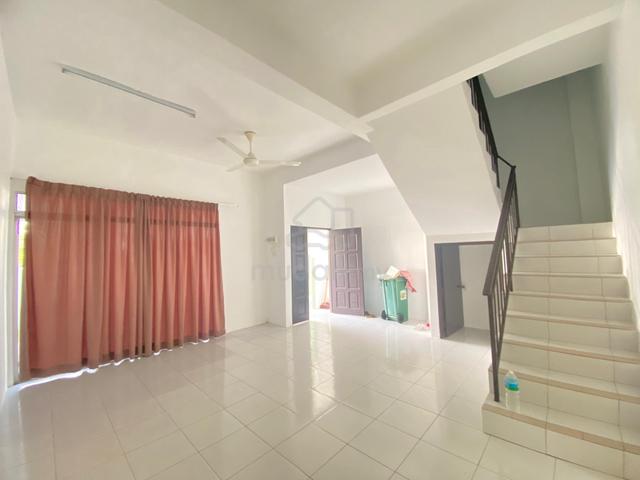 Double-storey terrace house Seri Mahkota Permai, Kuantan 2