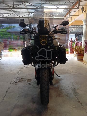 SVT 650 X Touring bike - photo 6 of 6