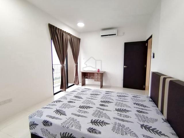 Personal 🍁Balcony Room at ✨VIVO Executive @ Batu Kawan✨, ✅(Male Unit) 1