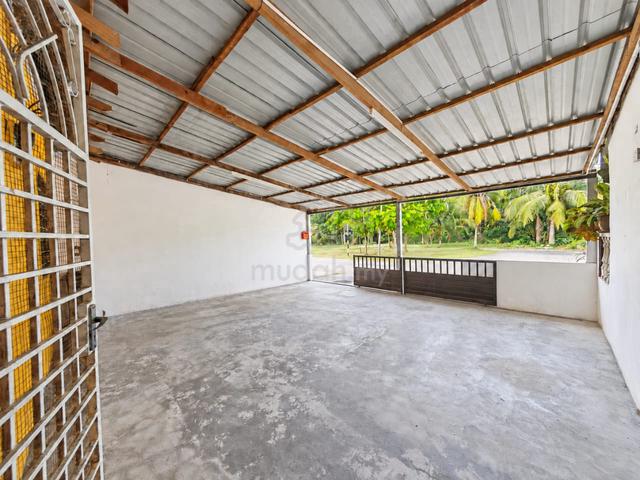 [EXTENDED + 3 BILIK] Low-Cost Terrace Parit Raja 1