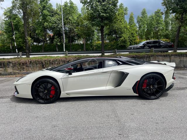 2015 Lamborghini AVENTADOR 6.5 LP 700-4 20K KM - 5