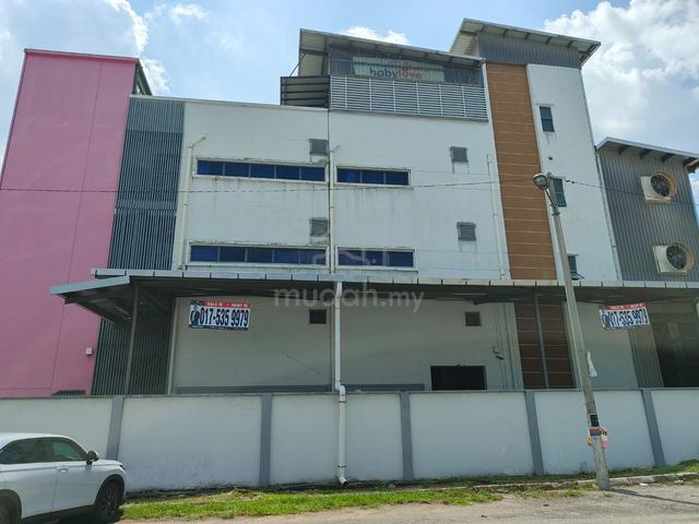 3sty Detached factory warehouse Cheras jaya with full extension 1