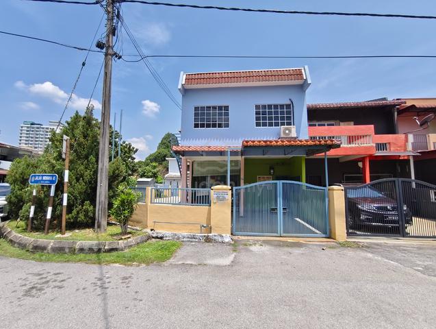 CORNER LOT FULLY EXTENDED APPROVAL Double Storey Taman Nirwana Ampang 1