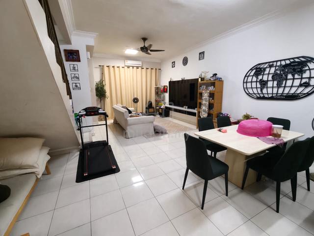 2 Storey For Sale @ Taman Seri Austin/ Setia Indah/ Renovated 1