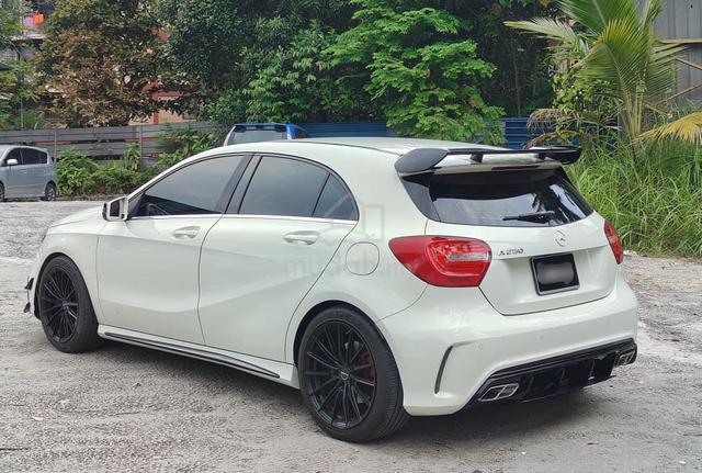 2016 Mercedes Benz A250 2.0 SPORTS FREE WARRANTY - 2
