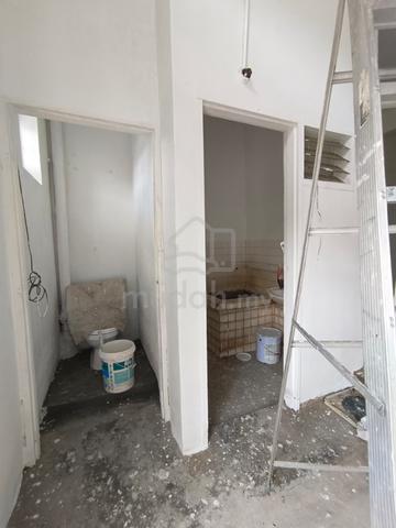 Ground Floor Shoplot, Jalan Pasar, Pek Kong Zeng For Rent 4
