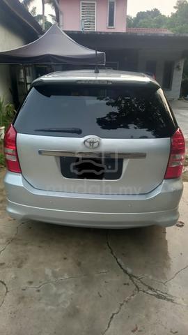 2004 Toyota WISH 1.8 XE ZNE10G (A) - 2