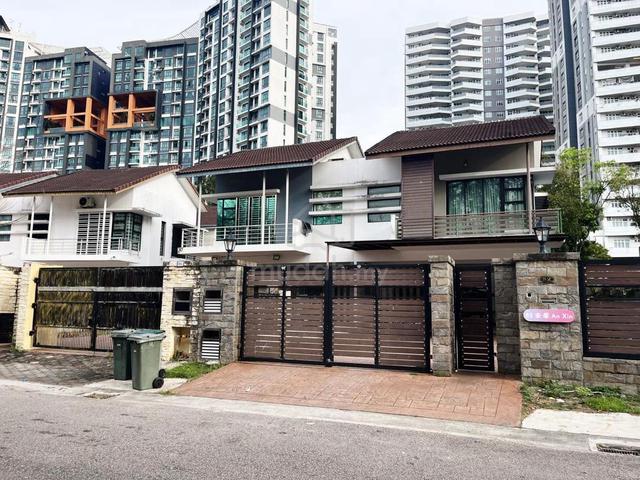 Fully Renovated Double Storey Taman Bayu Puteri 1