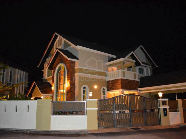 Bayan Lepas Freehold Bungalow 6070sf Land Fully Rebuilt 1