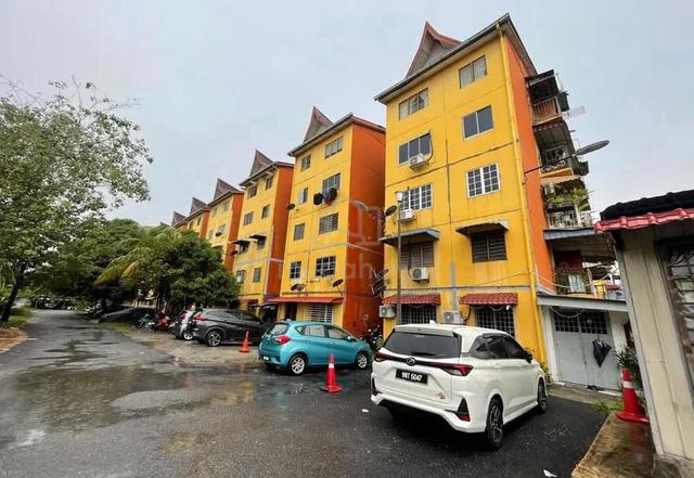 Pangsapuri PKNS (PJS 6) 1