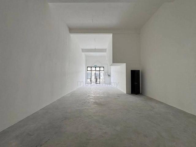 Ground floor shop hot area brand new unit bandar bukit tinggi klang 1