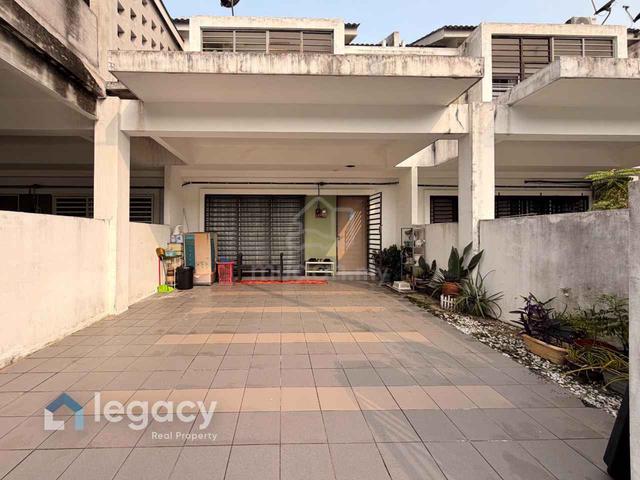 Bumi Lot 2.3km ke Surau Al Ikhlas, Bandar Universiti 1