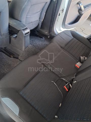 2014 Peugeot 208 1.6 VTi ALLURE (A) - 4