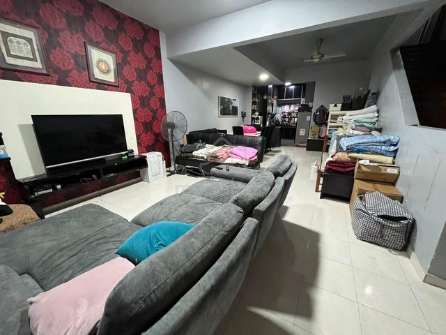 TERMURAH Double Storey Terrace Alam D’16 Seksyen 16 Shah Alam 2