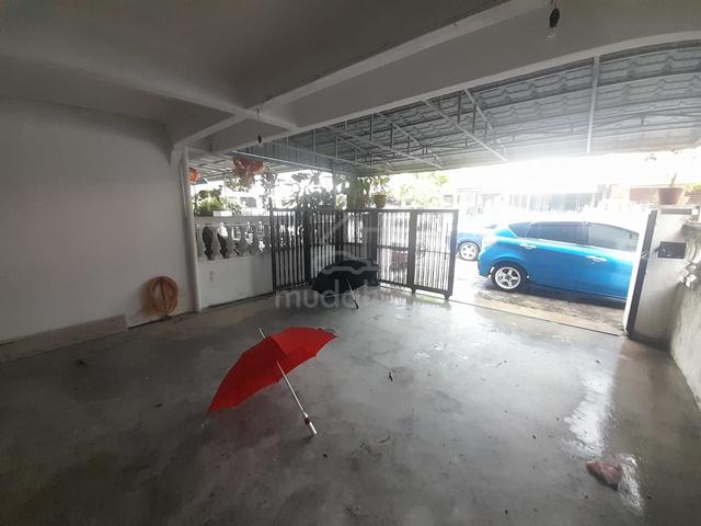 Ipoh taman cempaka two storey house for Rent  1